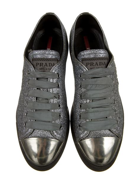 prada sneakers images.